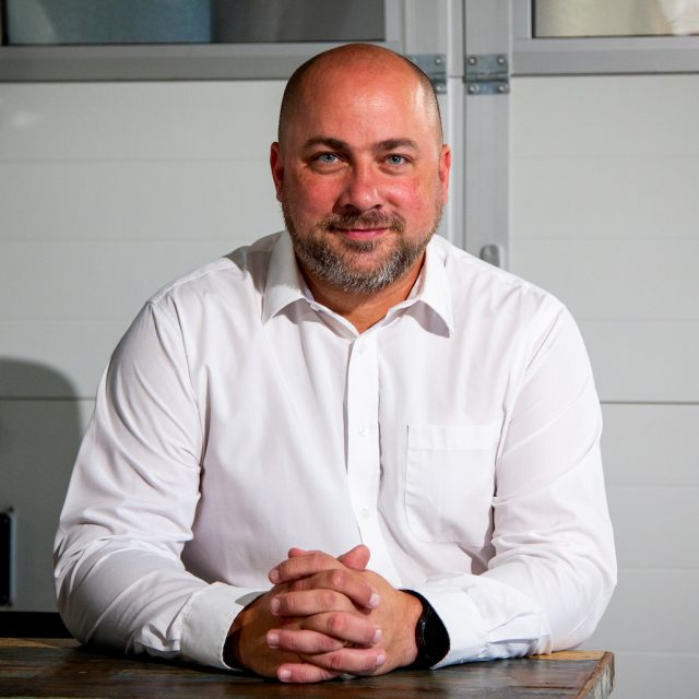 https://www.lomax-centrum.cz/wp-content/uploads/2023/08/david-mondschein-640x640.jpg