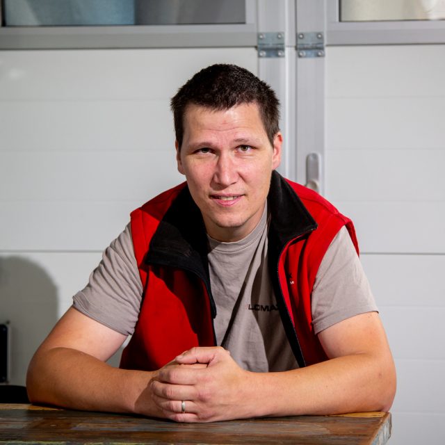 https://www.lomax-centrum.cz/wp-content/uploads/2023/08/karel-skricka-640x640.jpg