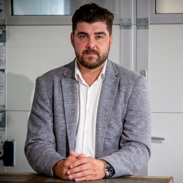 https://www.lomax-centrum.cz/wp-content/uploads/2023/08/ondrej-reznicek-640x640.jpg